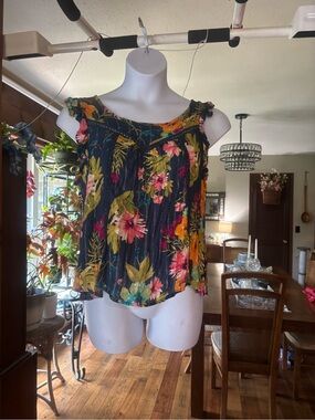 Cult of Design Women’s Floral Navy Blue Ruffle Sleeve Tank Top Size Medium